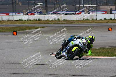 media/Apr-23-2022-Fastrack Riders (Sat) [[cb2d6ae73d]]/LEVEL 4/1PM TURN 6 OUTSIDE/